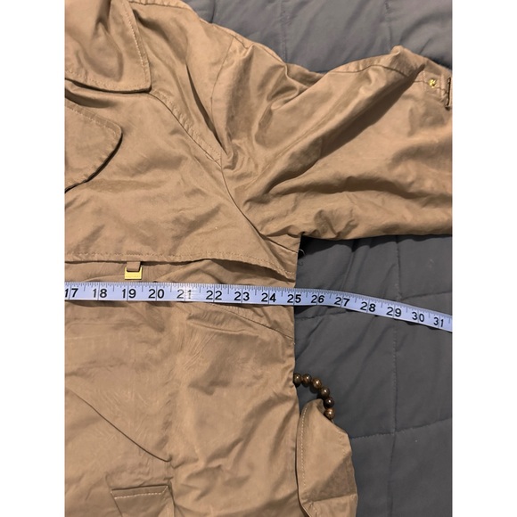 Ellen Tracy Lined and Belted Beige Over Coat/Trench - Picture 12 of 12